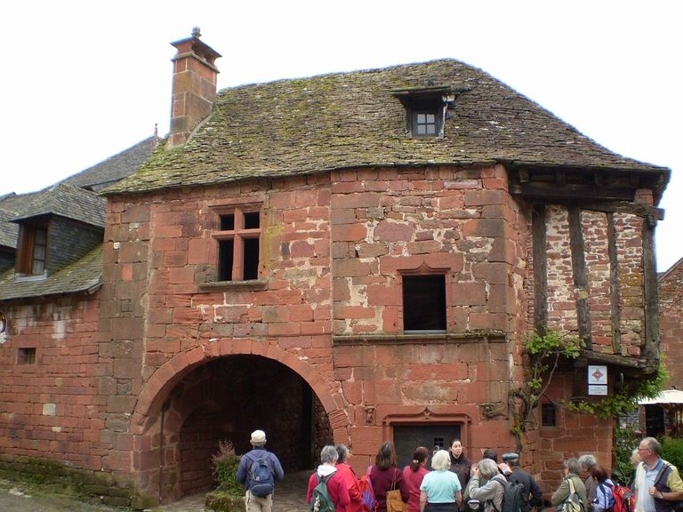 2008 05 Collonges la Rouge 09